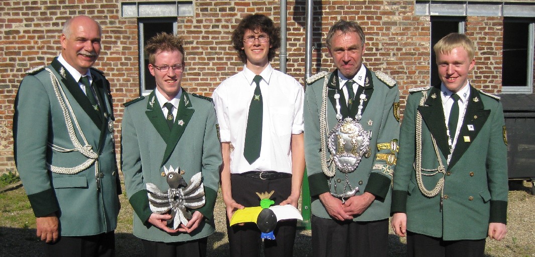 Brudermeister Gebhard Gerken, Prinz 2010 Sebastian Kanehl, Schlerprinz 2010 Christian Gerken, Knig 2009 Manfred Mielke, Prinz 2009 Tobias Mielke